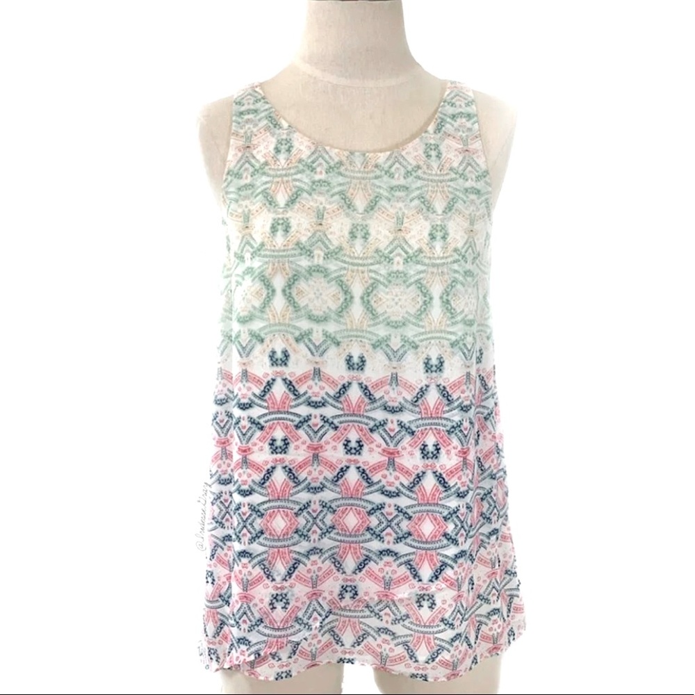 Heart of CAbi Mosaic Print Top Size Sm